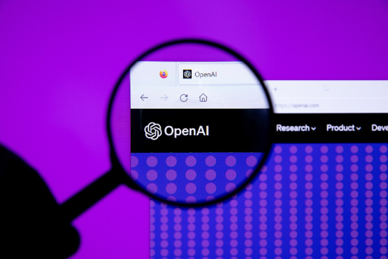 OpenAI_logo_with_magnifying_glass_(52916339167).png