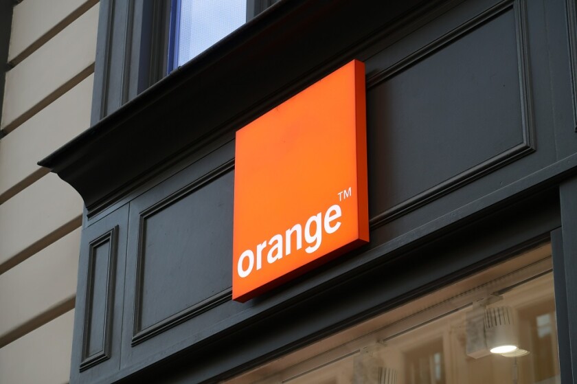 Enseigne d'une boutique Orange, quartier de l'Opéra à Paris 